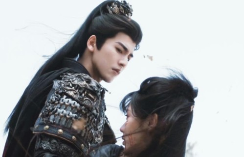 何润东：曾被批“古偶丑男”，却因打戏出圈？六边形艺人名不虚传