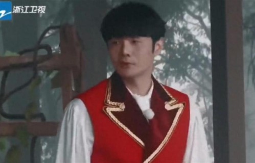 李荣浩跳踢踏舞都带版权意识:这首歌太贵了,别唱,听不起,8年前也曾公开维权