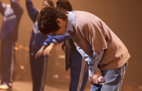 徐良演唱会变青春年会：校服抽奖万人合唱，谁说情怀不能这么玩？