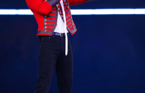 张杰鸟巢演唱会列车机甲开场，百人舞团震撼共舞|活力|唱功