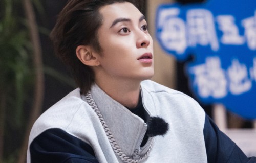 《亲爱的客栈2026》王鹤棣沈月合体,首席体验官白鹿进门秒变员工