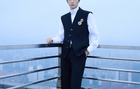 王俊凯乘风直播状态 松弛专业互动幽默