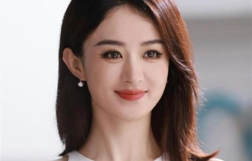 官媒点名后，张凌赫风波升级，赵丽颖意外被卷进来