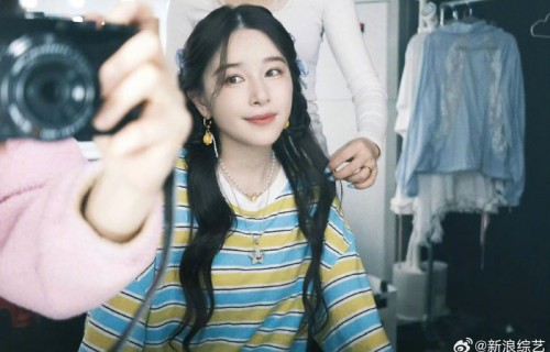 阚清子新妆造亮相，被赞似海盐糯米糍