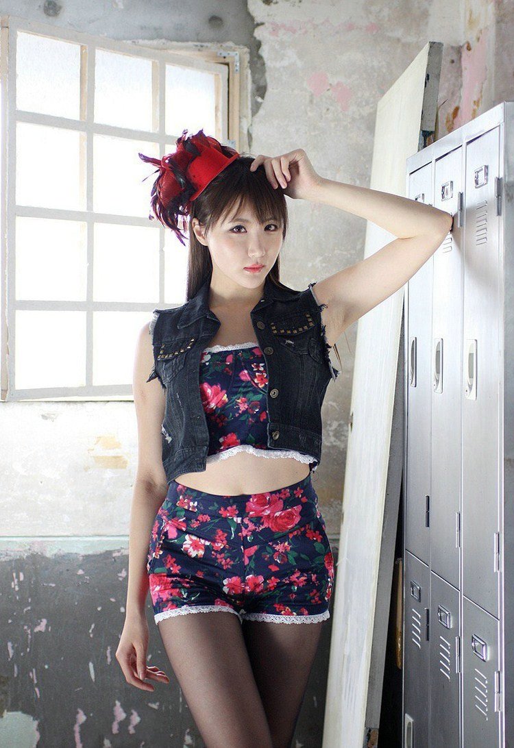 九成美硬刚实锤田栩宁孕期出轨,工作室脸肿到没法看