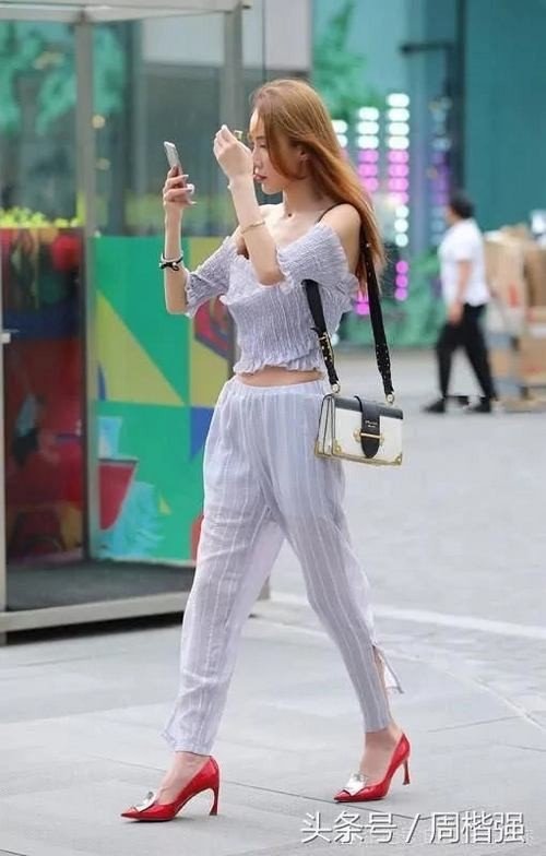 章若楠为了演好北漂角色做了哪些特别的准备？|庄庄|素颜|方言|年代|声乐