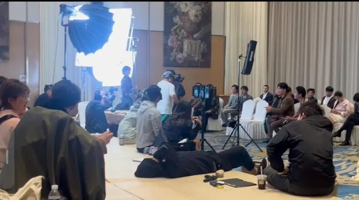 实探郑州短剧影视基地 每经记者宋美璐摄