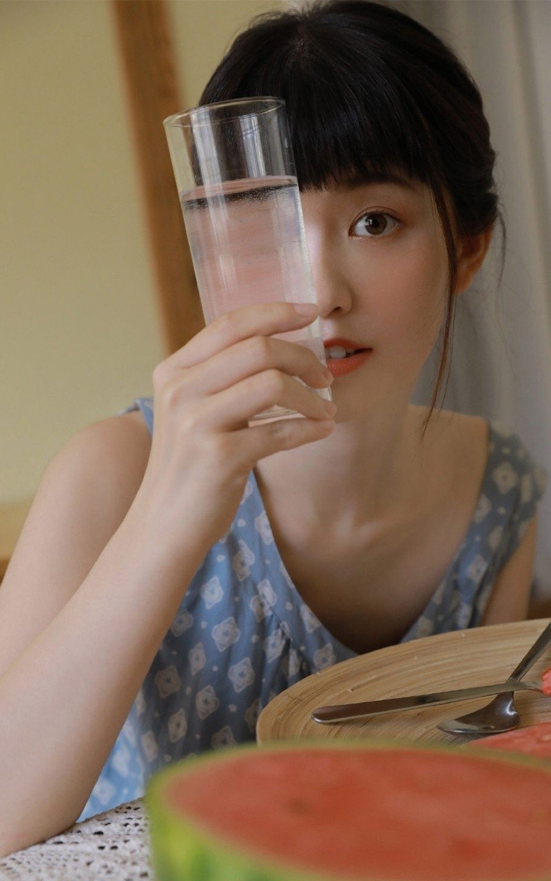 鞠婧祎月鳞绮纪预约近200万,预计4月1日在优酷独播